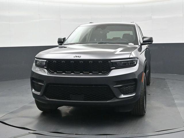 new 2025 Jeep Grand Cherokee car, priced at $36,454