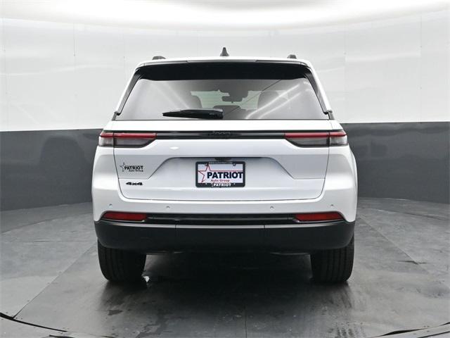 new 2025 Jeep Grand Cherokee car, priced at $40,708