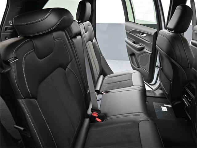 new 2025 Jeep Grand Cherokee car, priced at $40,708