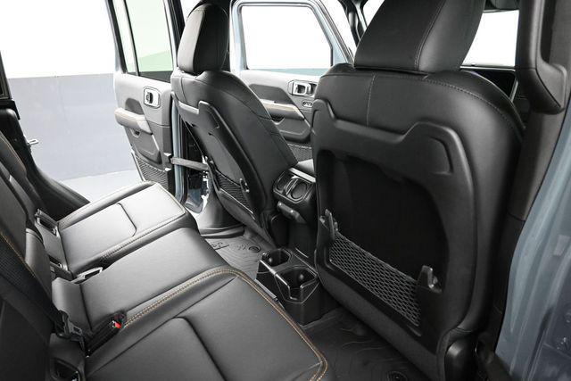 new 2026 Jeep Gladiator car, priced at $46,922