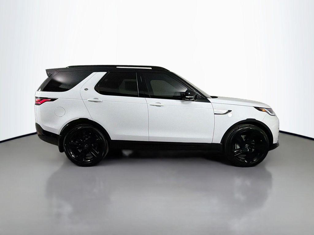 new 2026 Land Rover Discovery car, priced at $72,866