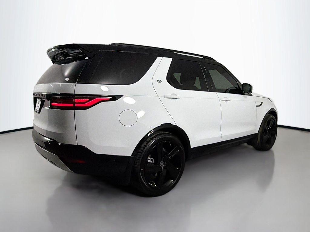 new 2026 Land Rover Discovery car, priced at $72,866