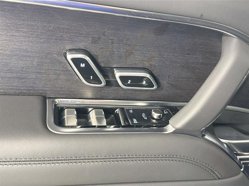 new 2026 Land Rover Range Rover car, priced at $130,325