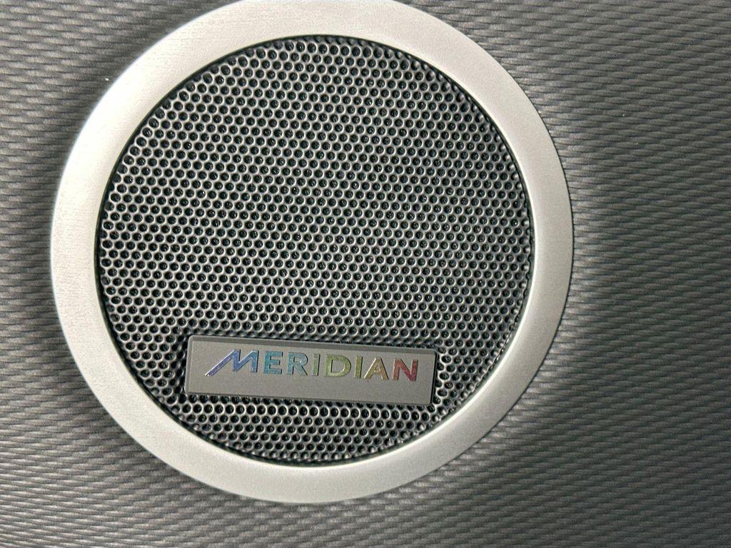 new 2026 Land Rover Discovery car, priced at $80,666