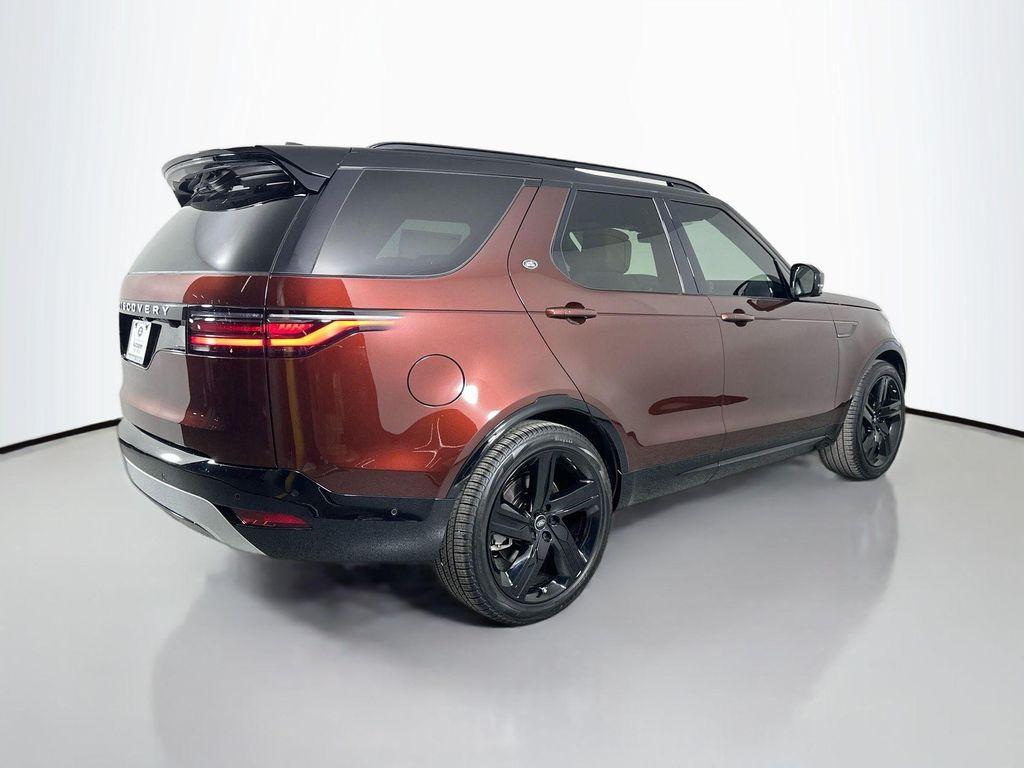 new 2026 Land Rover Discovery car, priced at $80,666