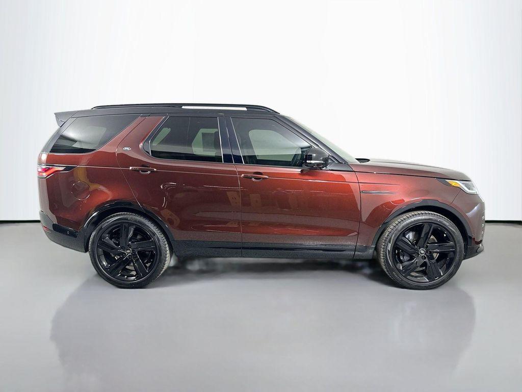 new 2026 Land Rover Discovery car, priced at $80,666