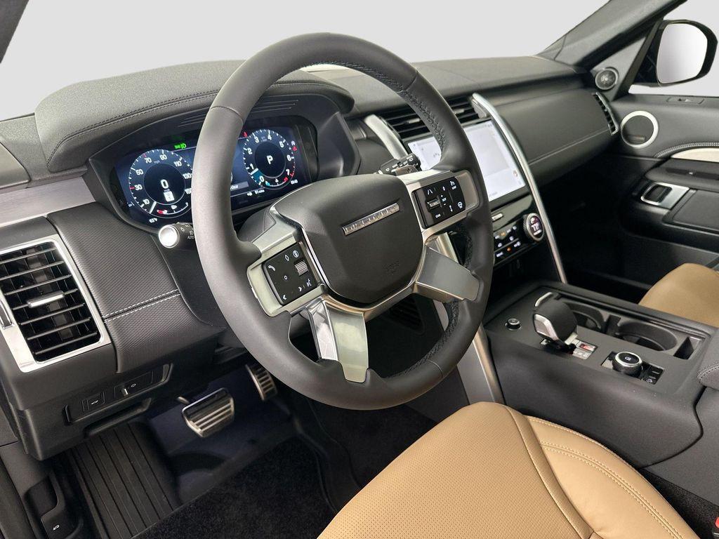 new 2026 Land Rover Discovery car, priced at $80,666