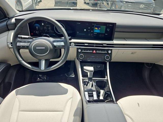 new 2025 Hyundai Tucson car, priced at $29,985