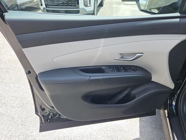 new 2025 Hyundai Tucson car, priced at $29,985