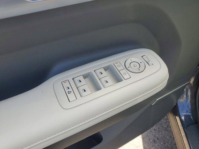 new 2026 Hyundai SANTA FE HEV car, priced at $42,877