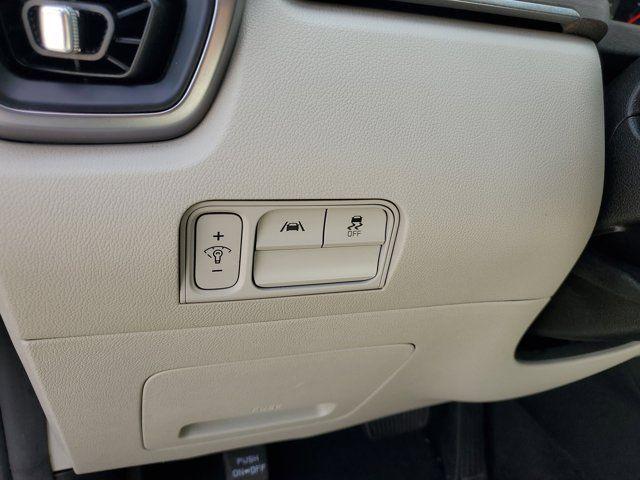 used 2023 Kia Sorento car, priced at $26,985