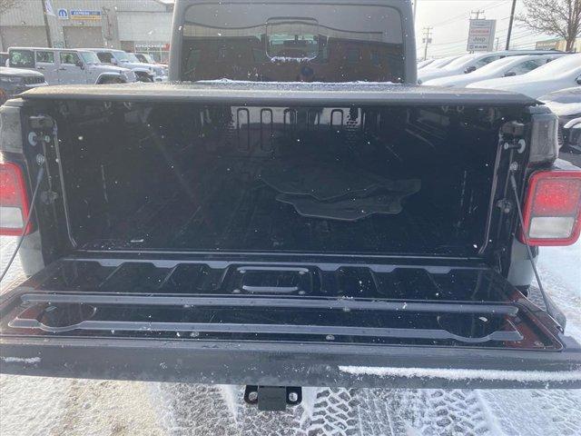 used 2022 Jeep Gladiator car, priced at $32,915