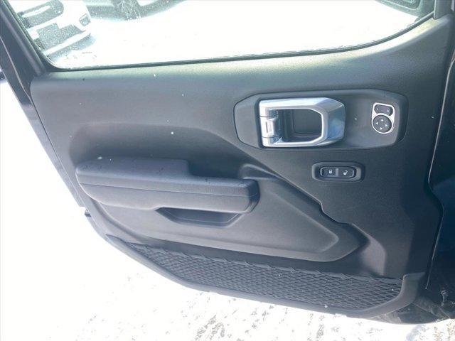 used 2022 Jeep Gladiator car, priced at $32,915