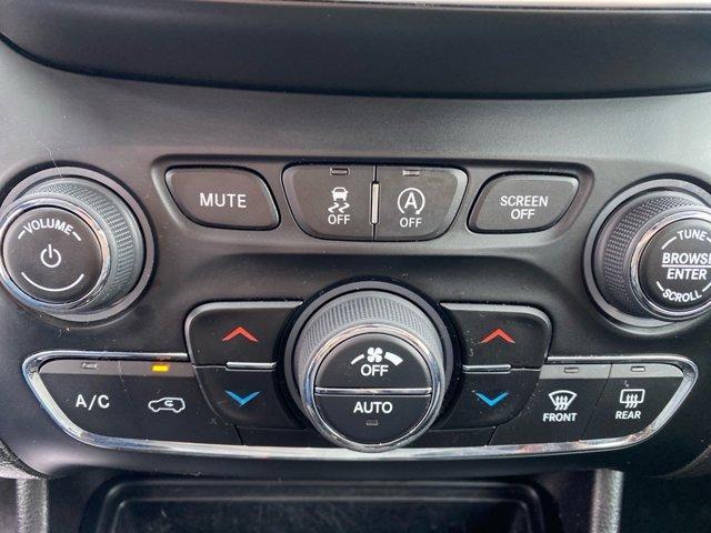 used 2020 Jeep Cherokee car, priced at $17,792