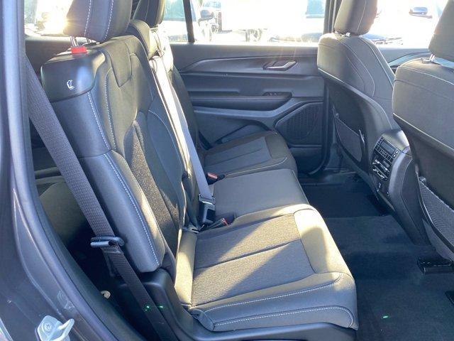 new 2025 Jeep Grand Cherokee L car, priced at $39,884