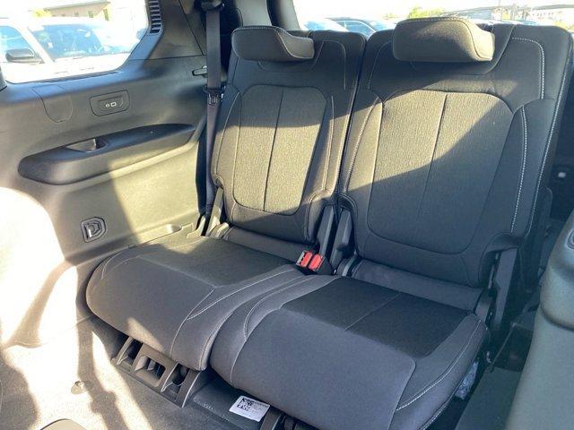 new 2025 Jeep Grand Cherokee L car, priced at $39,884