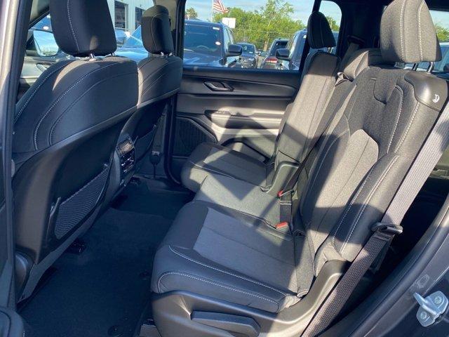 new 2025 Jeep Grand Cherokee L car, priced at $39,884