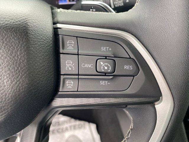 used 2023 Jeep Grand Cherokee car, priced at $29,819