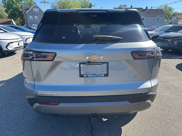 new 2026 Chevrolet Equinox car, priced at $34,014