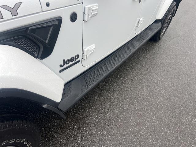 used 2021 Jeep Gladiator car, priced at $27,482