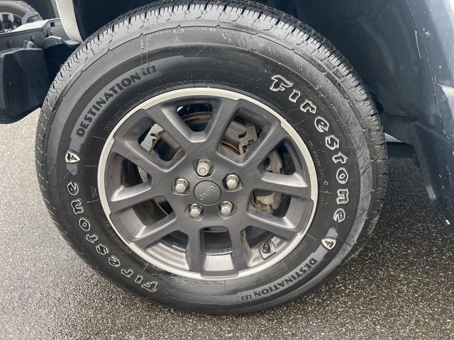 used 2021 Jeep Gladiator car, priced at $27,482