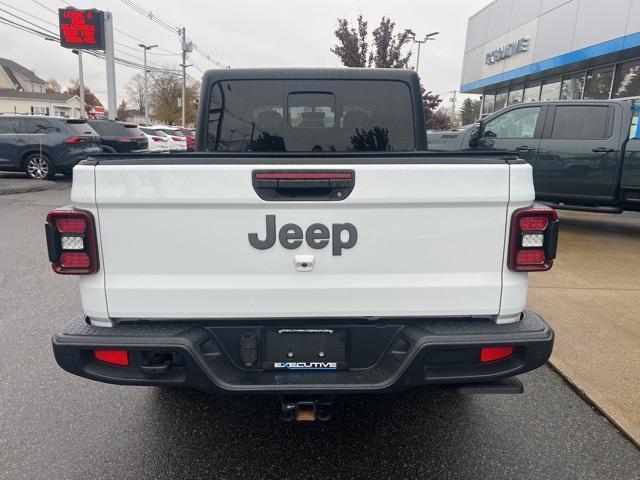 used 2021 Jeep Gladiator car, priced at $27,482