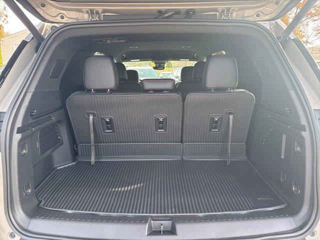 new 2026 Chevrolet Traverse car, priced at $53,845