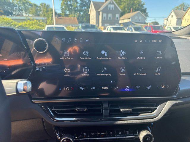 new 2025 Chevrolet Equinox EV car