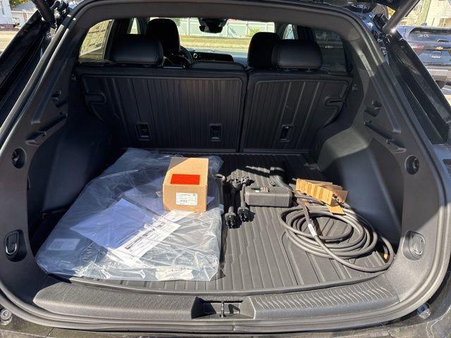 new 2025 Chevrolet Equinox EV car, priced at $37,823