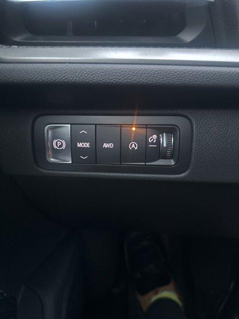 new 2026 Chevrolet Traverse car, priced at $42,101