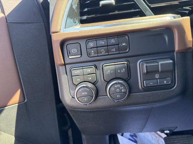 new 2026 Chevrolet Suburban car, priced at $96,474