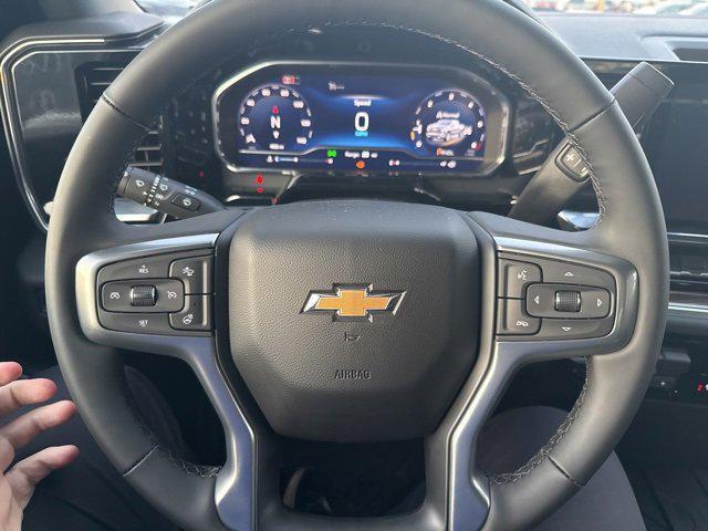new 2025 Chevrolet Silverado 1500 car, priced at $46,995