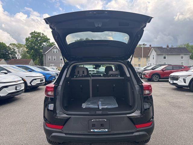 new 2026 Chevrolet TrailBlazer car, priced at $26,883