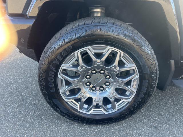 used 2025 GMC HUMMER EV SUV car, priced at $73,984