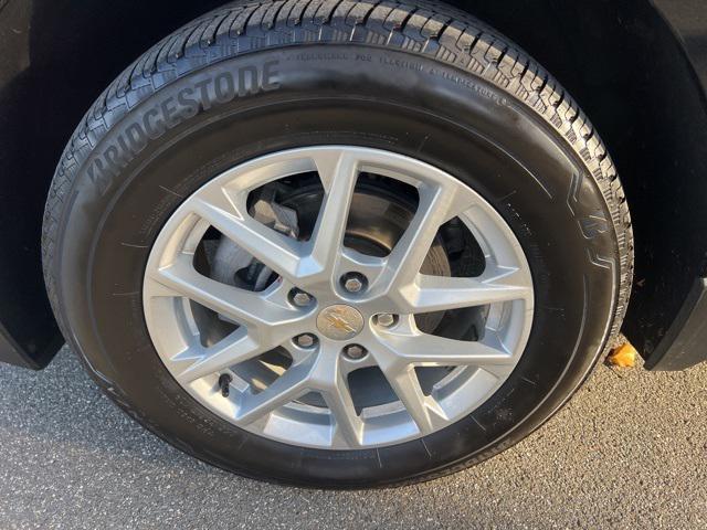 used 2024 Chevrolet Equinox car, priced at $21,986