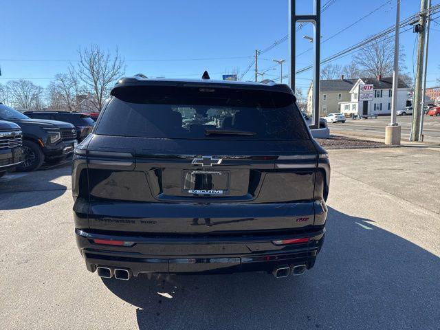 used 2024 Chevrolet Traverse car, priced at $48,487