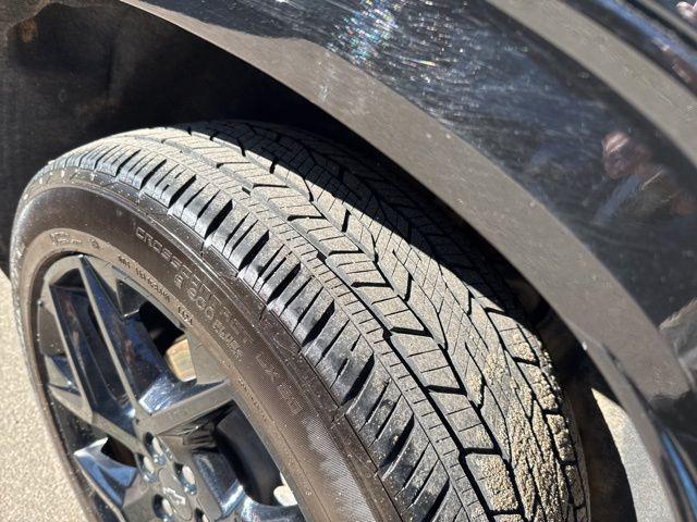 used 2024 Chevrolet Traverse car, priced at $48,487