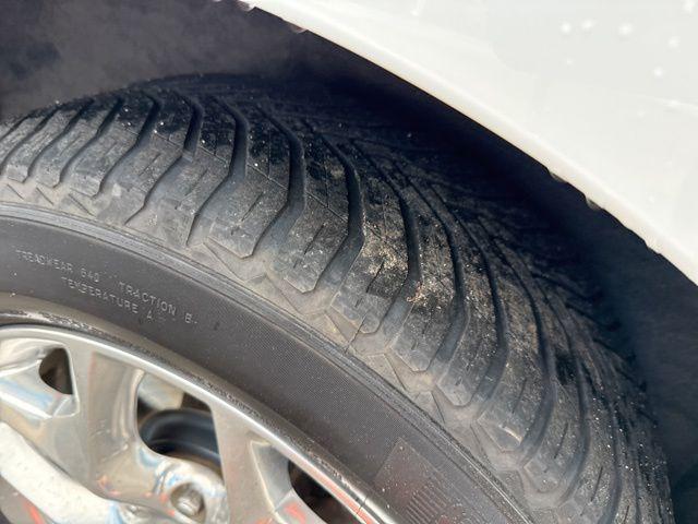 used 2018 Chrysler Pacifica car, priced at $16,559