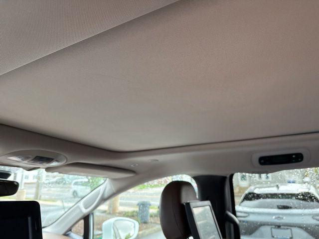 used 2018 Chrysler Pacifica car, priced at $16,559
