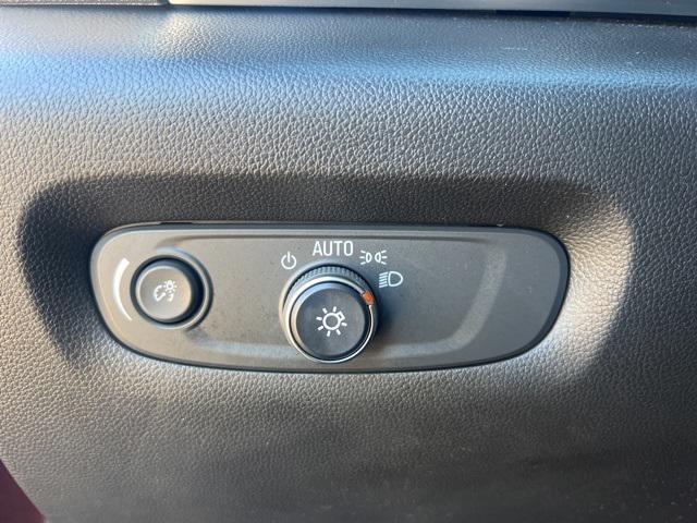 used 2022 Chevrolet Traverse car, priced at $33,332