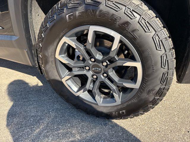 used 2025 Chevrolet Equinox car, priced at $31,963