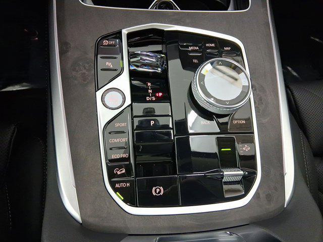 new 2026 BMW X7 car, priced at $93,290