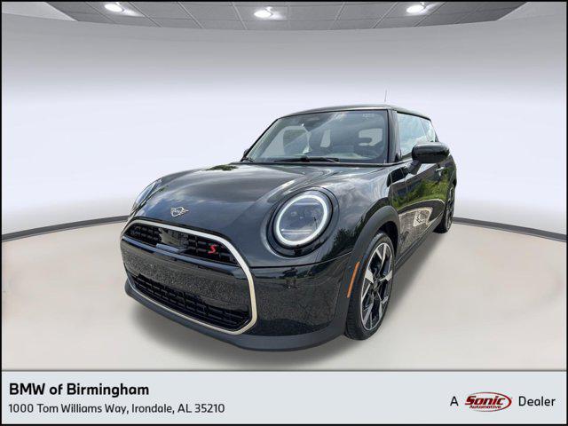 used 2025 MINI Hardtop car, priced at $36,595