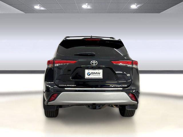 used 2021 Toyota Highlander car, priced at $38,689