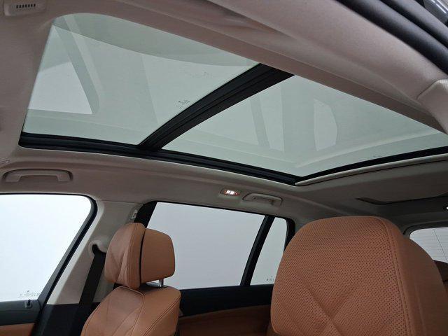 new 2026 BMW X7 car, priced at $91,085
