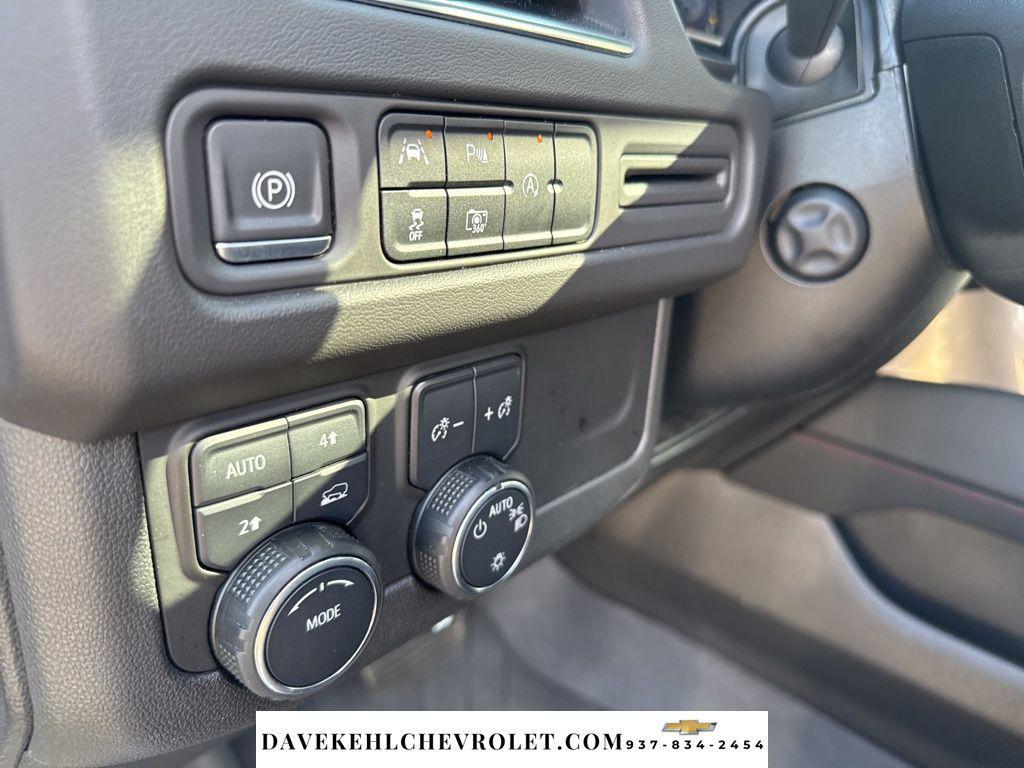 used 2023 Chevrolet Suburban car, priced at $47,980