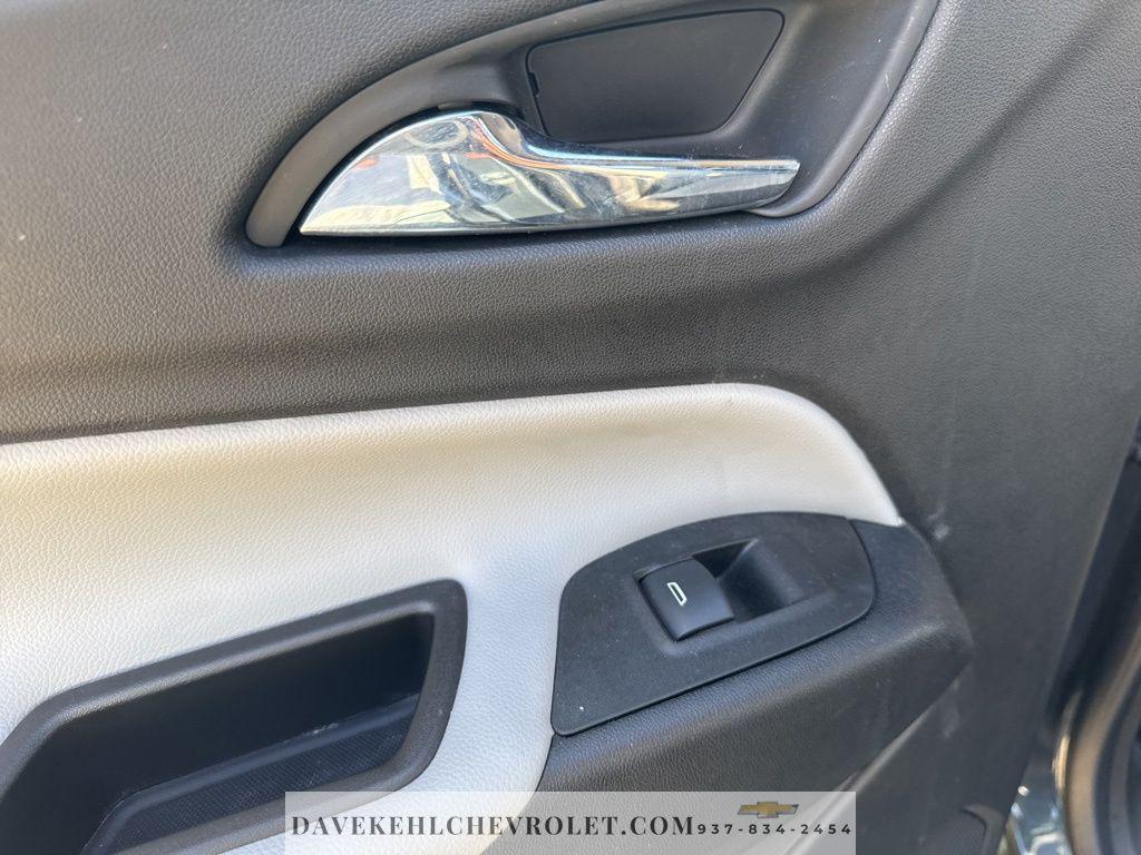 used 2022 Chevrolet Equinox car, priced at $20,980