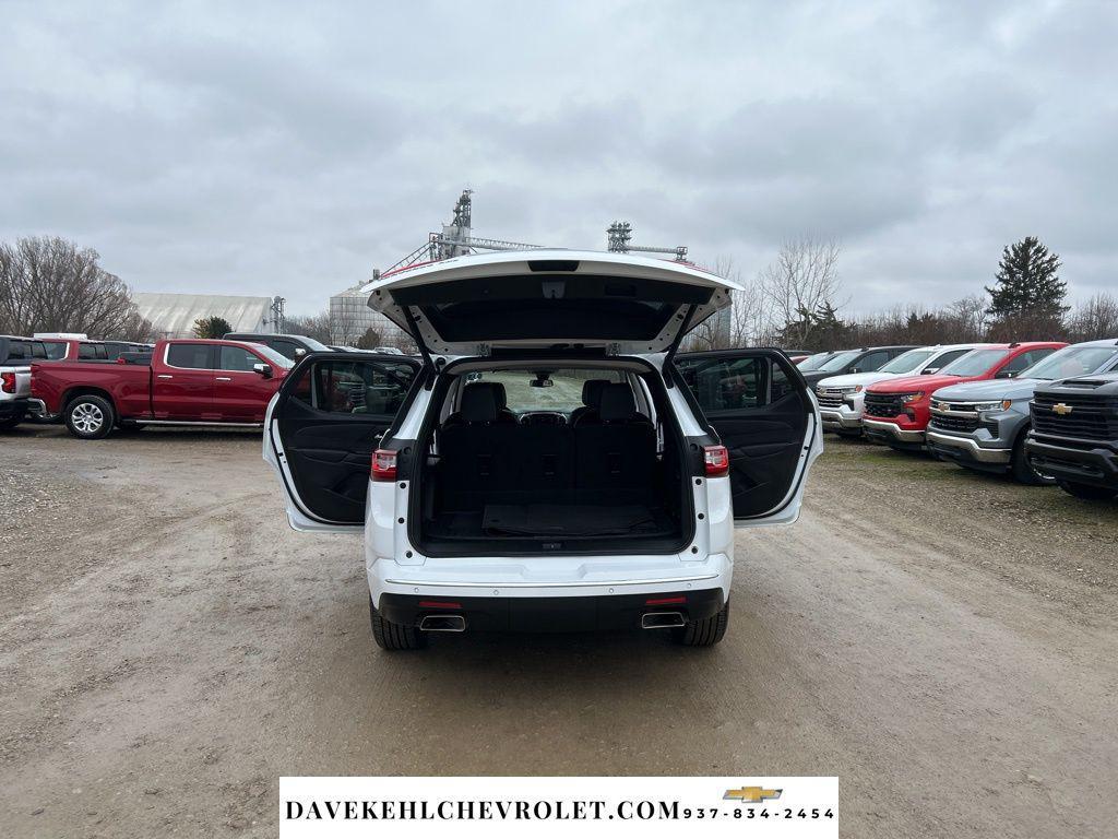 used 2021 Chevrolet Traverse car, priced at $25,980