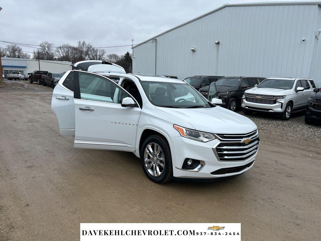 used 2021 Chevrolet Traverse car, priced at $25,980