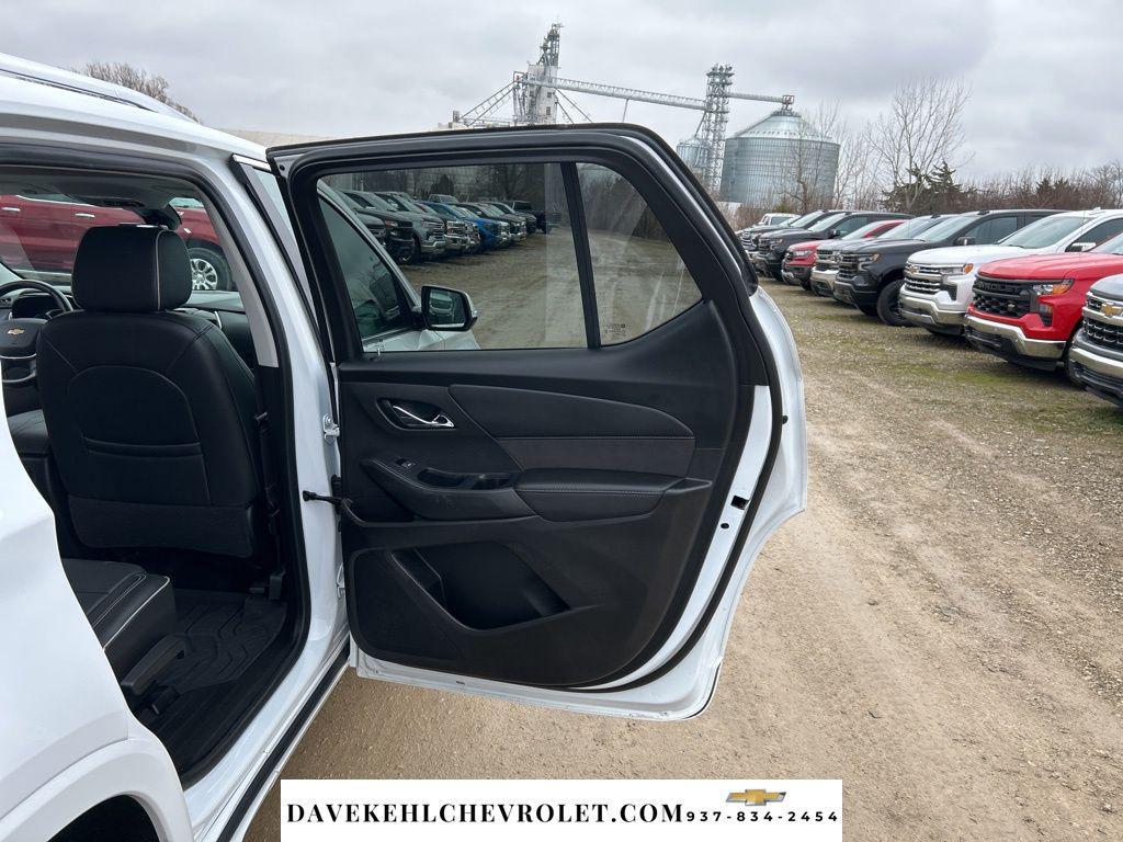 used 2021 Chevrolet Traverse car, priced at $25,980